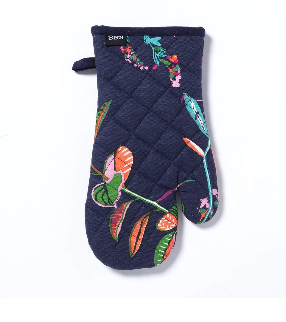 PG - 6  :  Printed Oven mitt / Glove